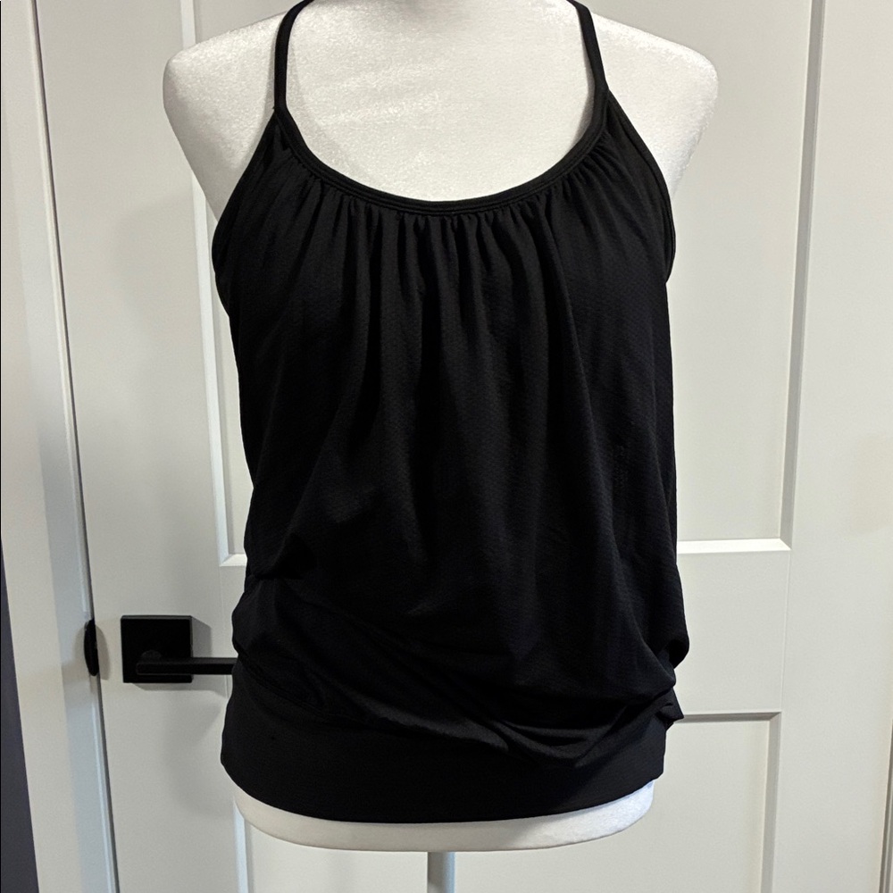 Lululemon Black halter top with inserts -size 12